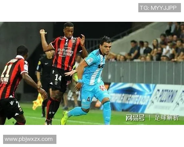 林茨蓝白队迎战强敌全力争胜展现团队精神与竞技风采